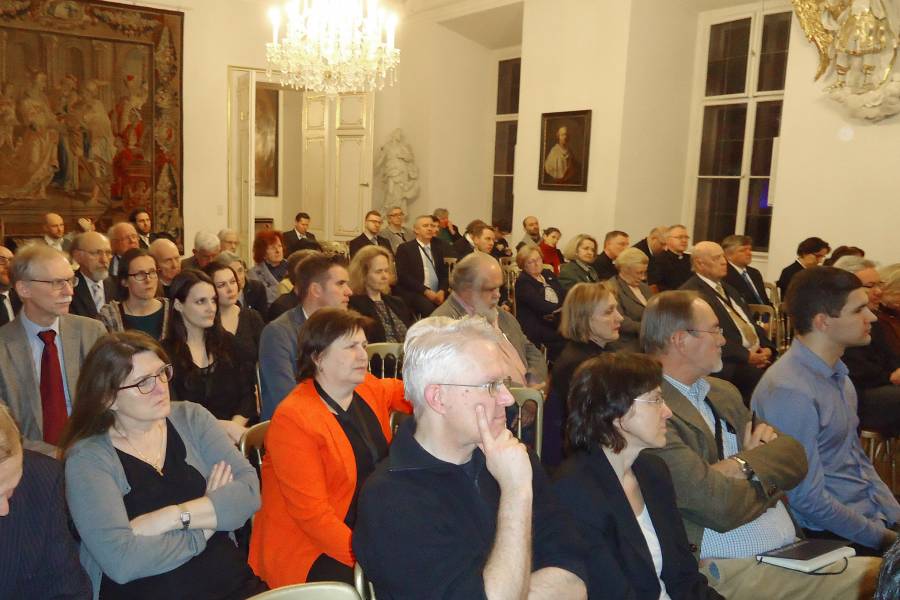 Blick ins Auditorium beim Vortrag von Mag. Dr. Othmar Karas, Mitglied des Europäischen Parlaments zumt Thema "Zukunftsvision Europa"<br><small class="stackrow__imagesource">Quelle: Burkhard Haneke </small>